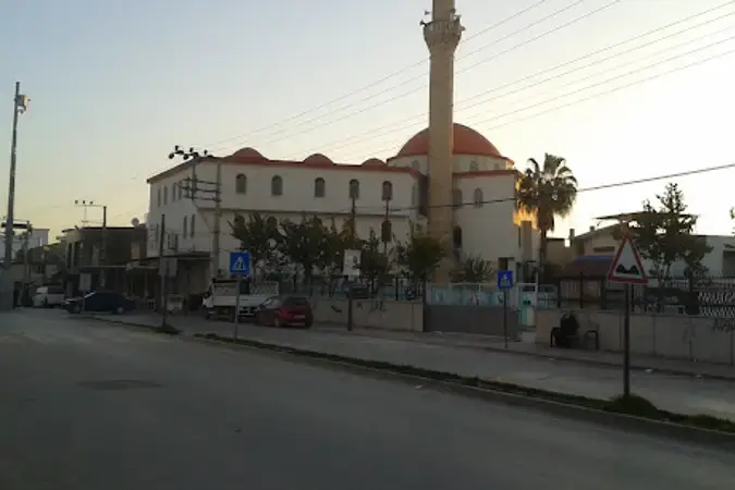 Mersin Akdeniz Şerefiye Cami kapak görseli