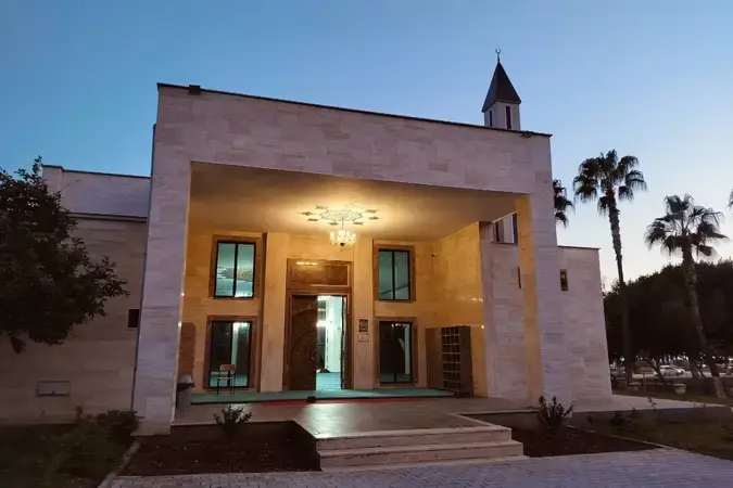 Mersin Yenişehir Mustafa Yıldırım Cami kapak görseli