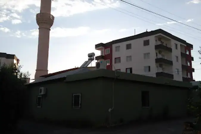 Mersin Yenişehir Çiftlikköy Eski Cami (Hasan Cami) kapak görseli