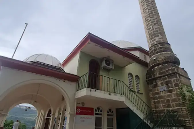 Mersin Yenişehir Uzunkaş Köyü Cami kapak görseli