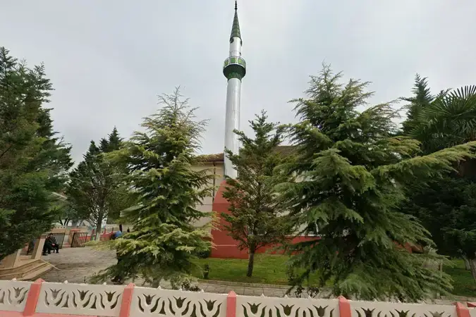 Sakarya Pamukova Turgutlu Mahallesi Cami kapak görseli