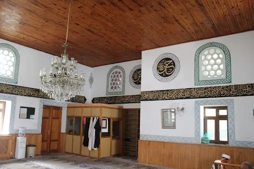 İstanbul Fatih Şeyh Suvar Cami kapak görseli