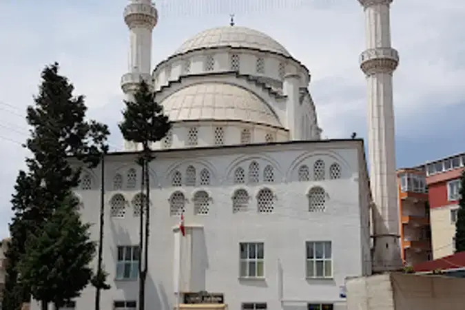 Bahçelievler Cami (Ulu Cami) kapak fotoğrafı