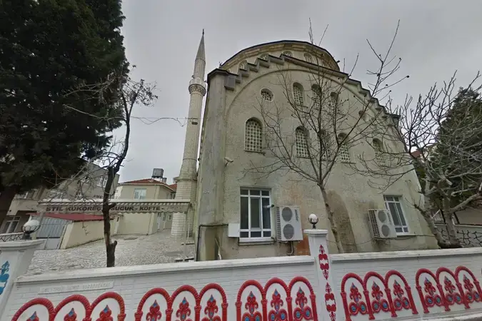 Havuzlar Cami kapak fotoğrafı