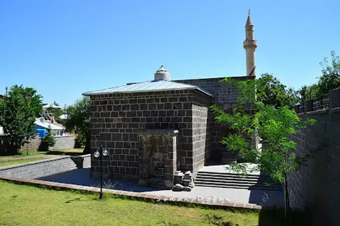 Mazgirt Merkez Cami kapak fotoğrafı