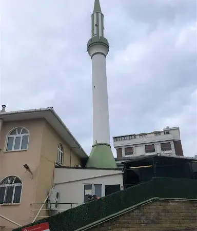 Yakacık Hacılar Cami kapak fotoğrafı