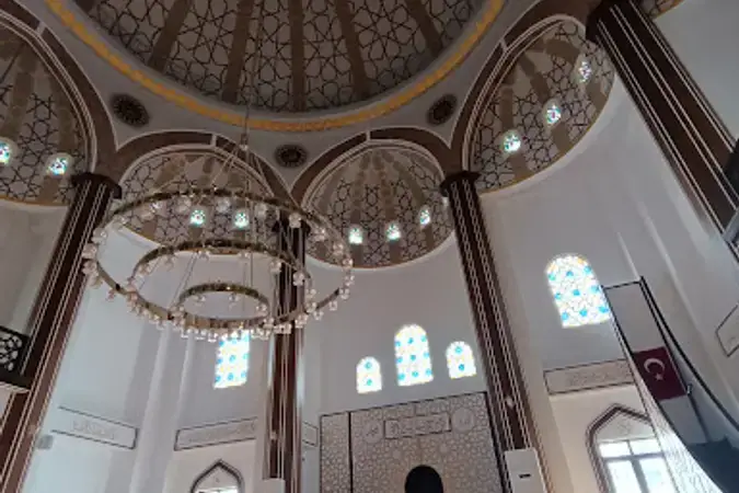 Ahmet Yesevi Cami kapak fotoğrafı