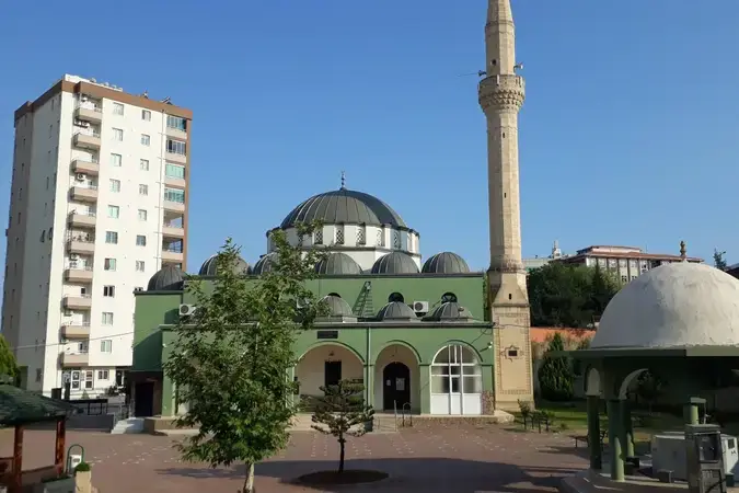 Abdullah Cem Turhan Cami kapak fotoğrafı
