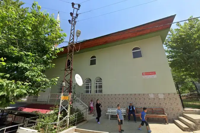 Akçatekir Karapınar Cami kapak fotoğrafı