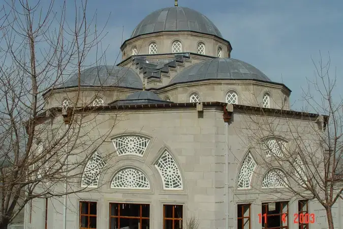 Çayyolu Zümrüt Cami kapak fotoğrafı