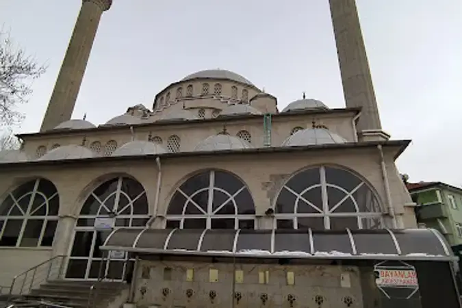 Dikmen Merkez Cami kapak fotoğrafı