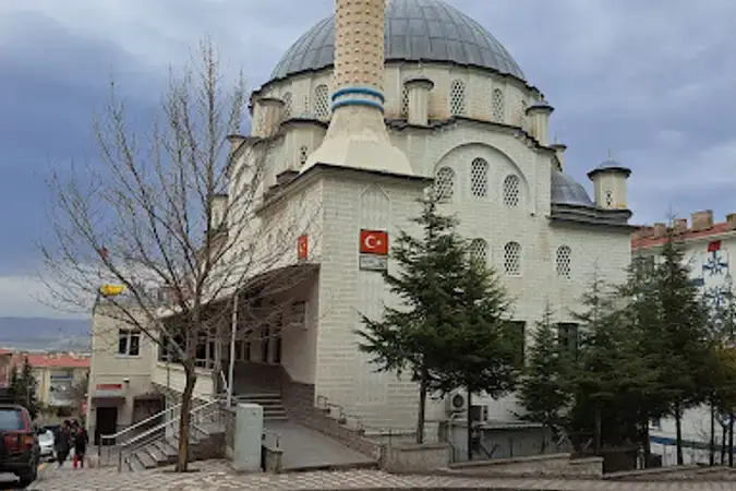 Bayraklı Cami kapak fotoğrafı