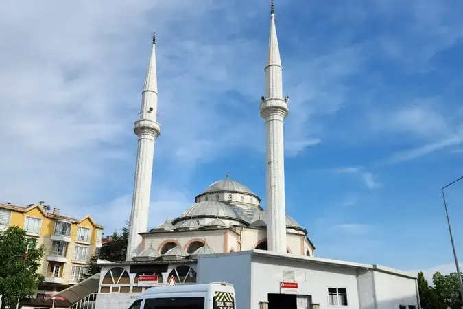 Eyübb Sultan Cami kapak fotoğrafı