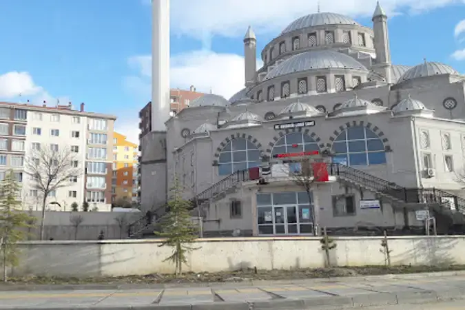 Hz. Ebubekir Sıddık Cami kapak fotoğrafı