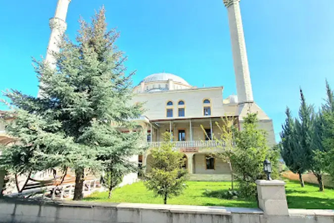 Yabanabat Cami kapak fotoğrafı