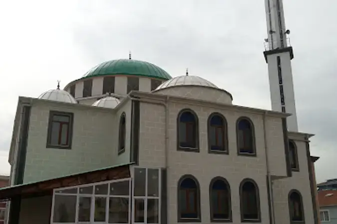 Malazgirt Mahallesi Tepebaşı Cami kapak fotoğrafı