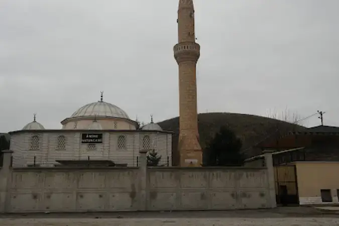 Amine Hatun Cami (Kargın Mahallesi Cami) kapak fotoğrafı