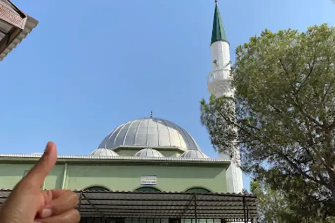 Armutçuk Cami kapak fotoğrafı