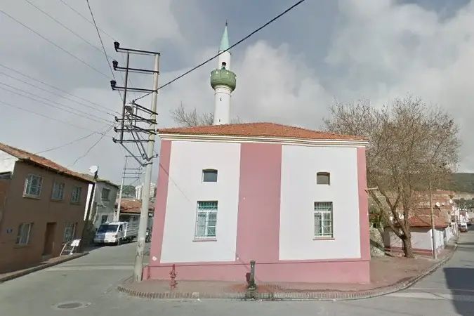 İbrahimce Cami kapak fotoğrafı