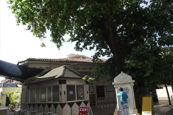 Mahkeme Cami kapak fotoğrafı