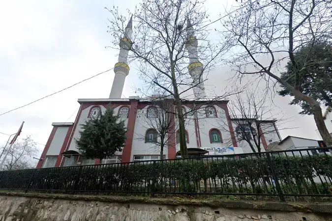 Göçmen Konutları Cami kapak fotoğrafı