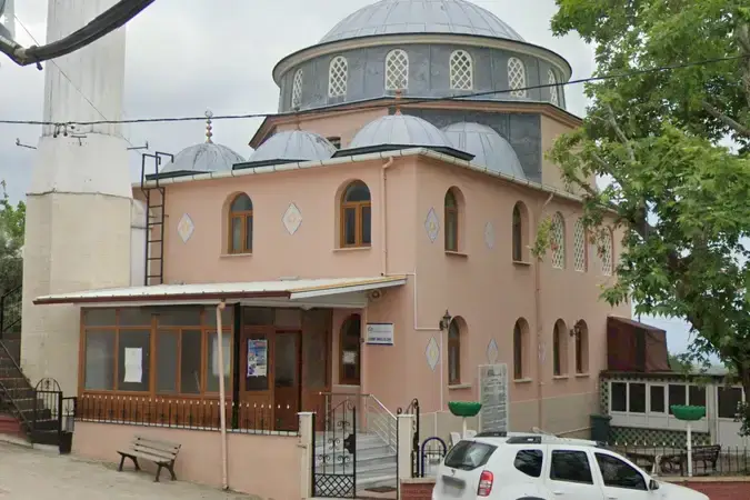 Cihanköy Mahallesi Cami kapak fotoğrafı