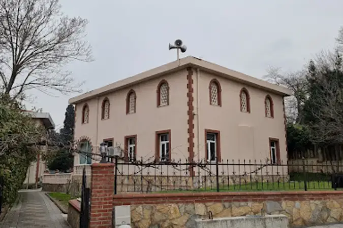 Nevnihal Hatun Cami kapak fotoğrafı