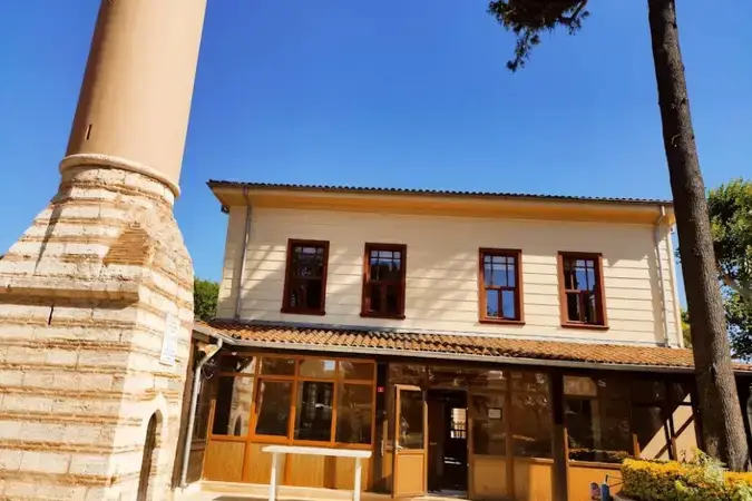 Beylerbeyi Abdullahağa Cami kapak fotoğrafı