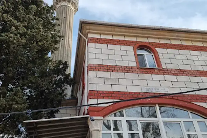 Bodrumi Ömer Lütfi Efendi Cami kapak fotoğrafı