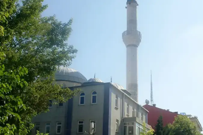 Hz. Ebubekir Cami kapak fotoğrafı