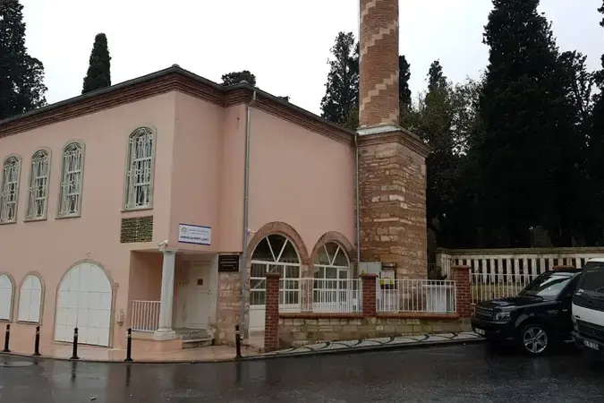 Karacaahmet Cami kapak fotoğrafı