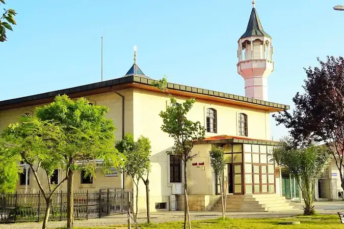 Sahil Cami kapak fotoğrafı