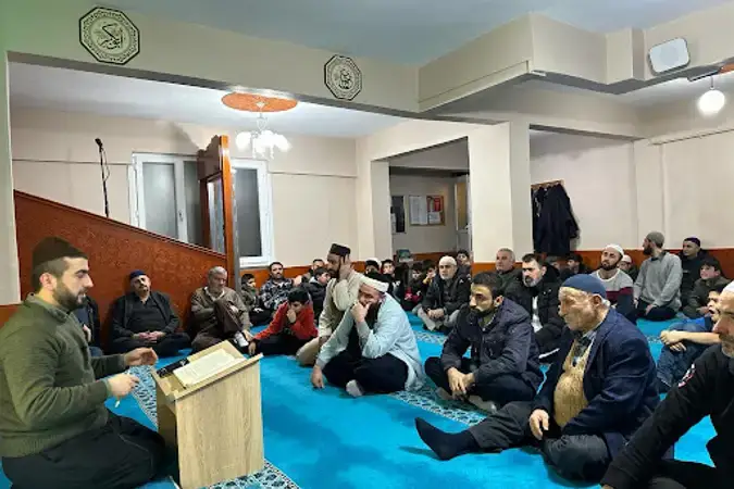 Medine Mescidi kapak fotoğrafı