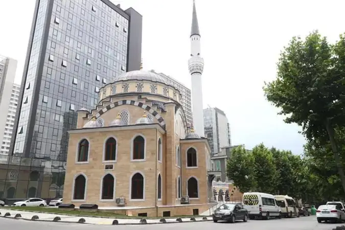 Cevat Yerlikaya Cami kapak fotoğrafı