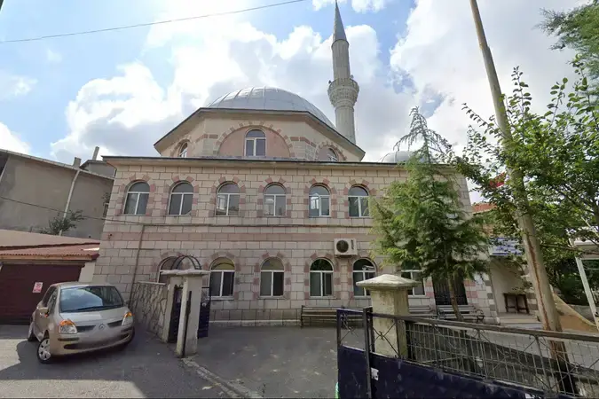 Ortaçeşme Hünkartepe Cami kapak fotoğrafı