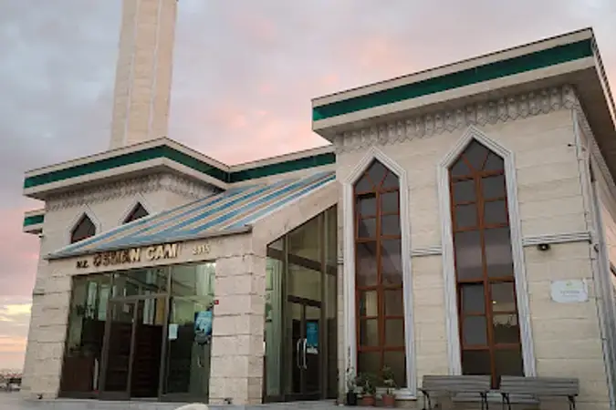 Hz. Osman Cami kapak fotoğrafı