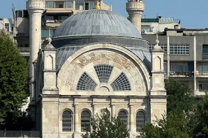 Cihangir Cami kapak fotoğrafı