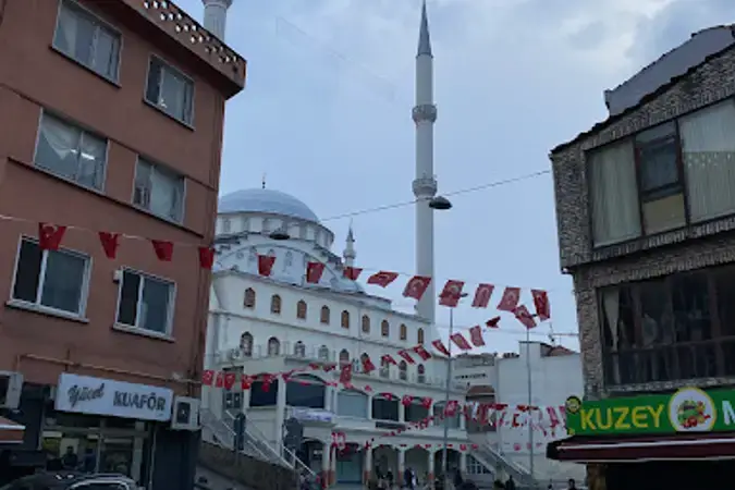 Yenişehir Çarşısı Cami kapak fotoğrafı