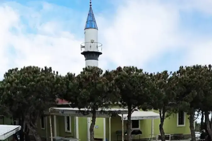 Aybars Ak Cami kapak fotoğrafı