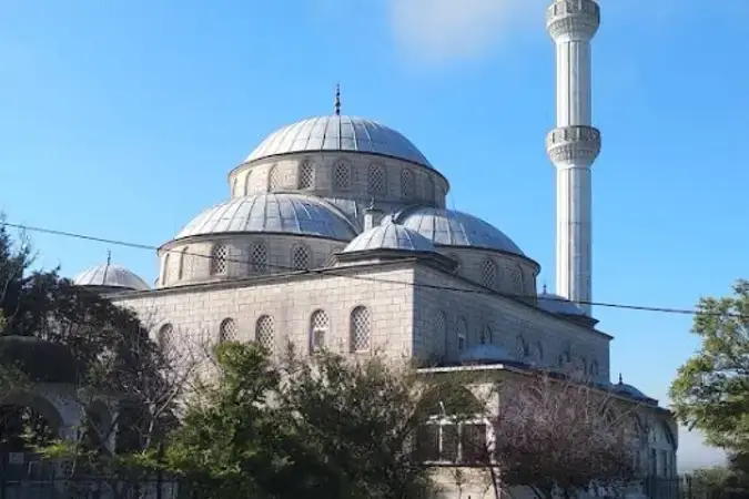 Alemağ Sırapınar Köyü Cami kapak fotoğrafı