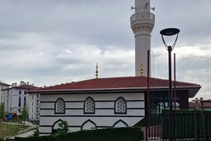 Hz. Ebubekir Cami kapak fotoğrafı