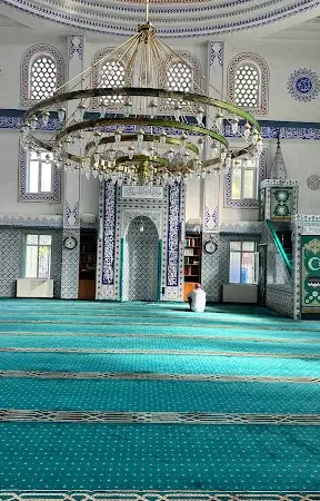 Güzelyurt Merkez Cami kapak fotoğrafı