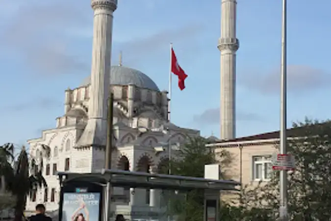 Pınar Cami kapak fotoğrafı