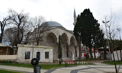 Davutpaşa Cami kapak fotoğrafı