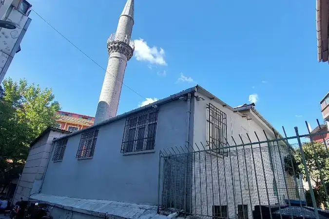 Hüseyin Ağa Cami kapak fotoğrafı