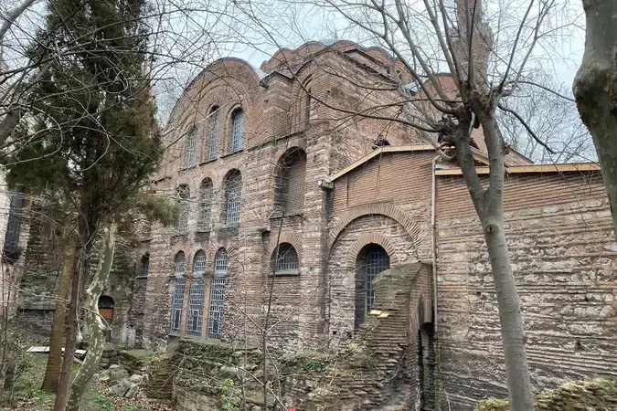 Kalenderhane Cami kapak fotoğrafı