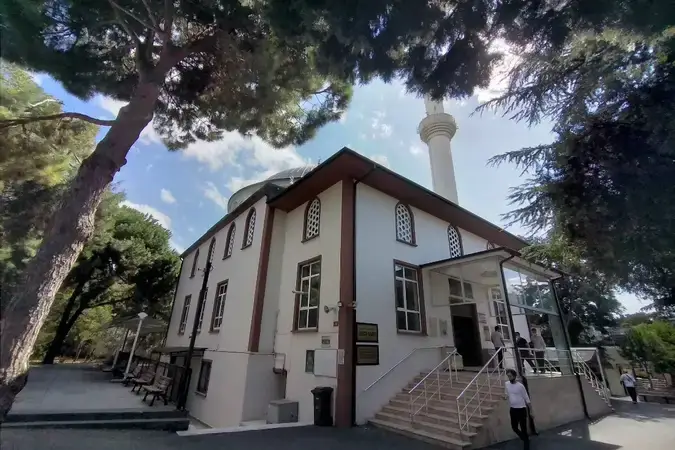 Moda Cami kapak fotoğrafı
