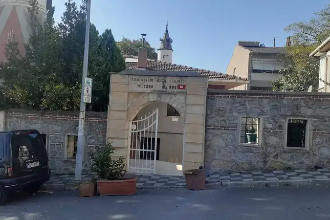 İbrahimağa Cami kapak fotoğrafı