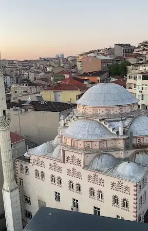 Veysel Karani Yıldız Cami kapak fotoğrafı