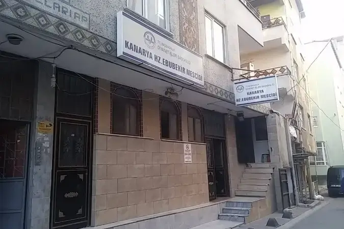 Kanarya Hz. Ebubekir Mescidi kapak fotoğrafı
